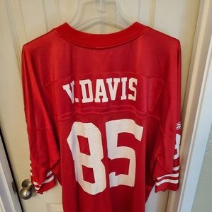 Vernon Davis jersey